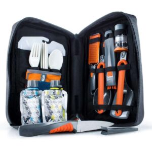 GSI Outdoors Destination Kitchen Set 24 ist ein umfangreiches Kochgeschirr-Set in einer praktischen Tasche und perfekt für eine ausgewogene Campingküche.