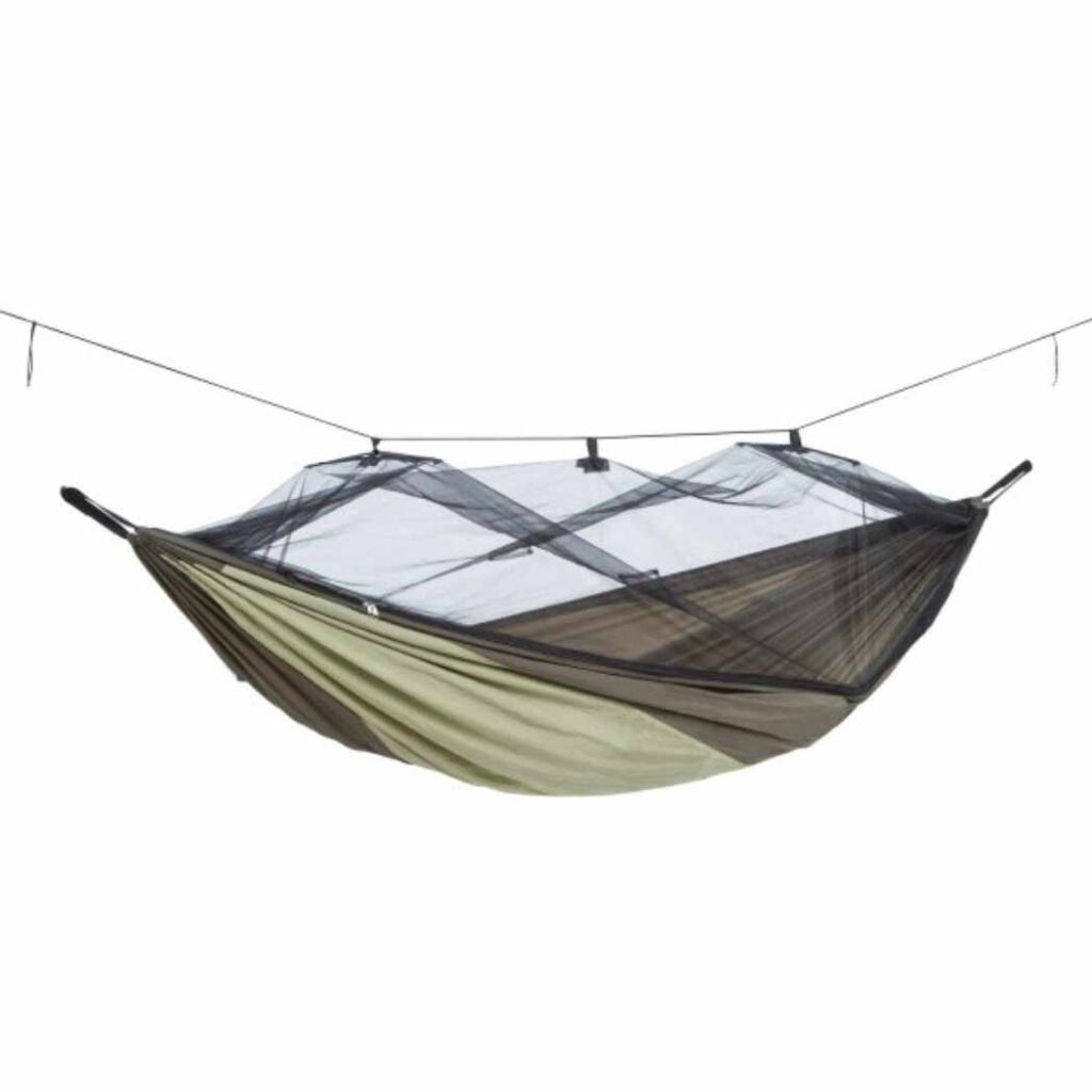Die Amazonas Hängematte Ultra-LightMoskito-Traveller Thermo ist eine Thermo-Hängematte, welche an der Unterseite über ein praktisches Einschubfach mit verstärkten Nähten für eine Isomatte verfügt