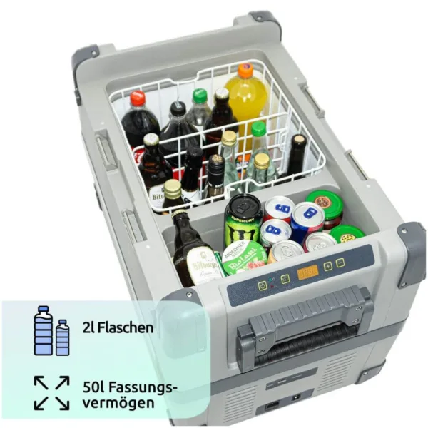 Die Prime Tech Kompressor Kühlbox 50 Liter kann, je nach gewählter Temperatur deine Getränke auf Trinktemperatur bringen oder Gefriergut sicher transportieren.