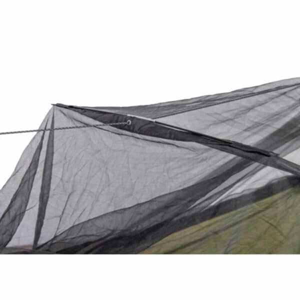 Die Amazonas Hängematte Moskito-Traveller Quilted verfügt über eine integrierte Wärmedämmung, aus Hohlfaserfüllung. Damit schläfst du warm und sicher