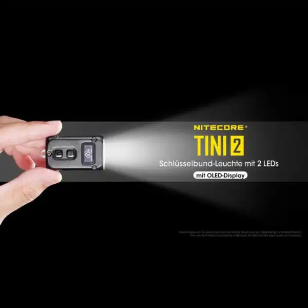 Nitecore Tini 2 überzeugt vor allem durch ihr Format. Bei einer Länge von nur 47mm erreicht sie bei 500 Lumen eine Leuchtweite bis zu 89