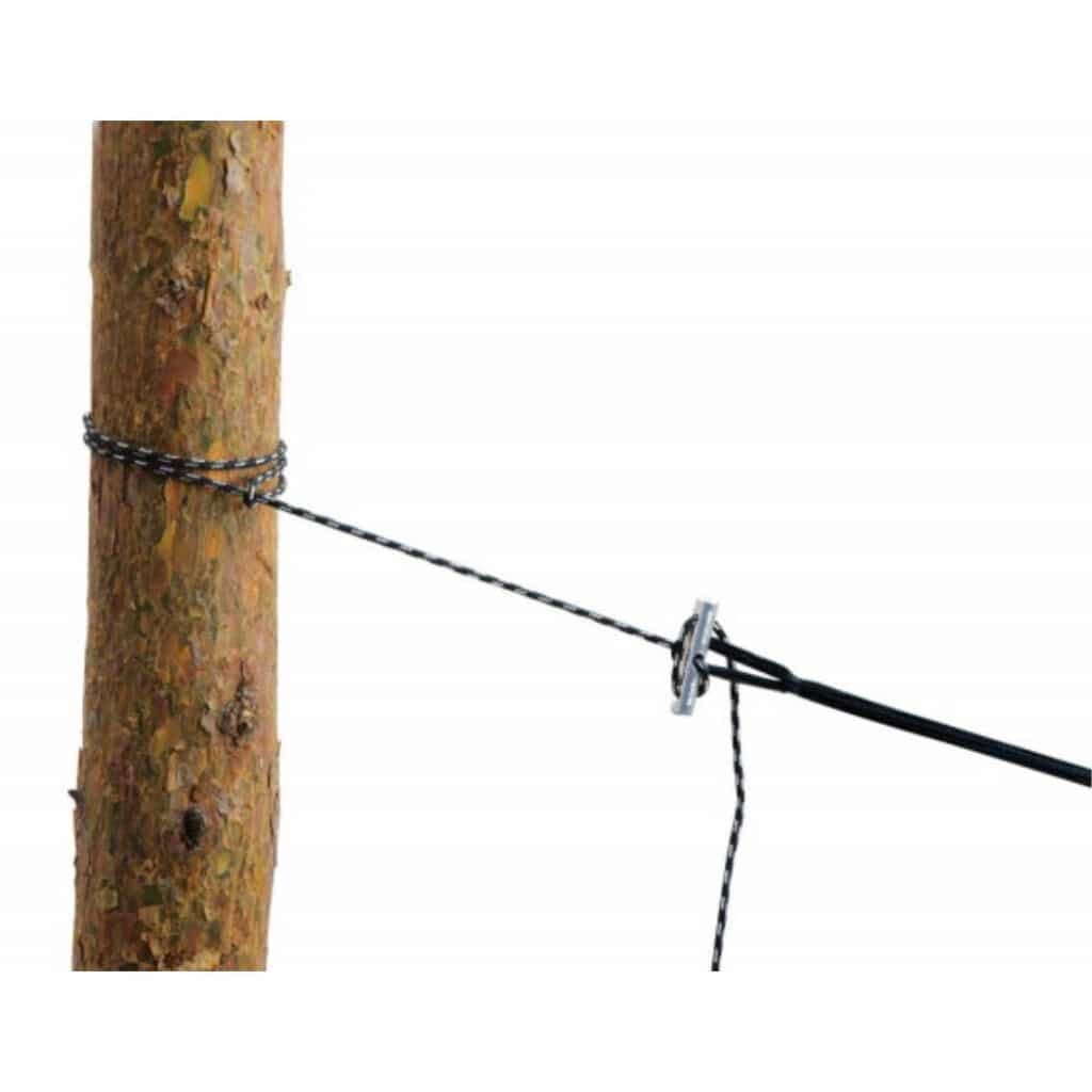 Entspanne im Freien und schaukel gemütlich in deiner Hängematte mit dem stabilen und stufenlos verstellbaren AMAZONAS Ultra-Light Microrope.