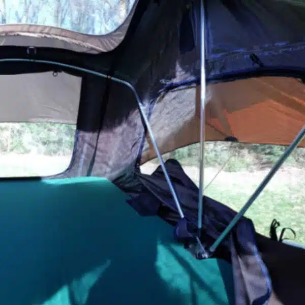 Das dare to be Different 140L Deluxe ist ein Zelt mit einer Bettgröße von 140cm x 230cm für maximal zwei Erwachsene in 1A Qualität