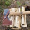 Entdecke die Präzision, Qualität und Leistungsfähigkeit des Gränsfors Forstbeil - die optimale Wahl für vielseitige Waldarbeiten und Outdoor-Aktivitäten.