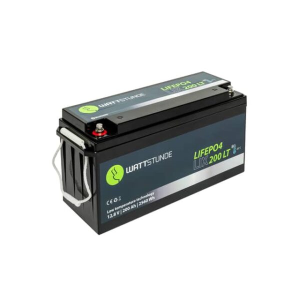 WATTSTUNDE LIX200-LT LiFePo4 ist eine zuverlässige Batterie für kalte Jahreszeiten mit integriertem Heizfließ mit breitem Anwendungsspektrum. LiFePo4 ist eine zuverlässige Batterie für kalte Jahreszeiten mit integriertem Heizfließ mit breitem Anwendungsspektrum.