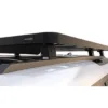New Defender 110 Front Runner OEM Schienen Slimline II Dachträger Kit bietet dir zusätzlichen Stauraum auf dem Dach, Offroad tauglich, robust und mit viel Zubehör erhältlich.